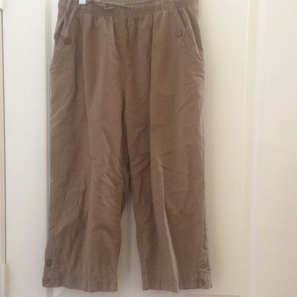 FINAL MARKDOWN Ladies' gloria Capris small
